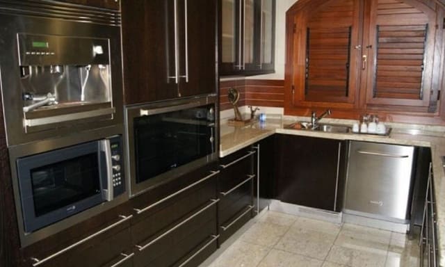 6 bedroom Villa for sale in Campoamor, Orihuela with garage - € 1,650,000 (Ref: 9514575)