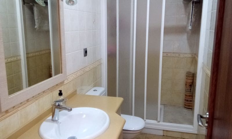 Chalet de 4 habitaciones en Pilar de la Horadada en venta con garaje - 367.500 € (Ref: 9514577)