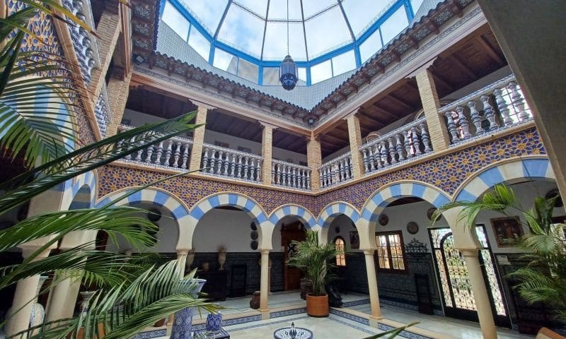 5 bedroom Villa for sale in Orihuela Costa with garage - € 3,200,000 (Ref: 9514578)