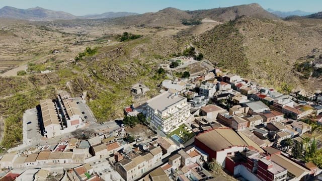 Ático de 2 habitaciones en Hondón de las Nieves en venta con piscina - 220.000 € (Ref: 9514942)