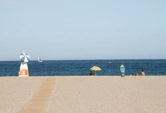 Apartamento de 2 habitaciones en Vera en venta con piscina - 285.000 € (Ref: 9514987)