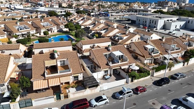 3 Zimmer Bungalow zu verkaufen in La Zenia, Orihuela - 329.950 € (Ref: 9515190)