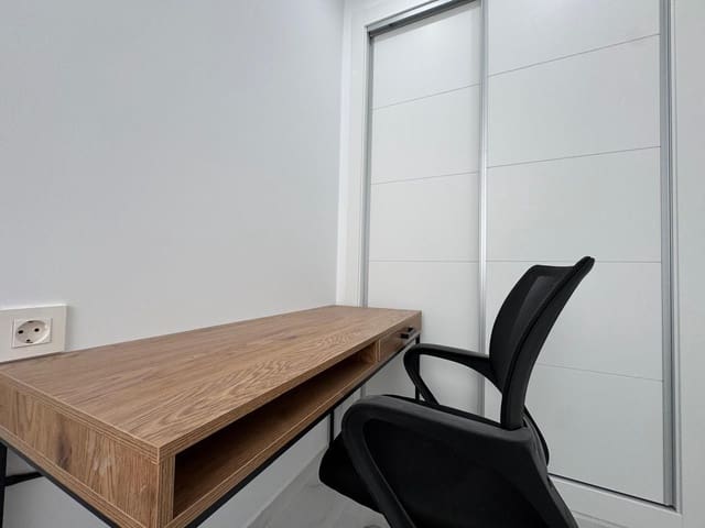 2 bedroom Apartment for sale in Centro, Torrevieja - € 228,000 (Ref: 9515194)