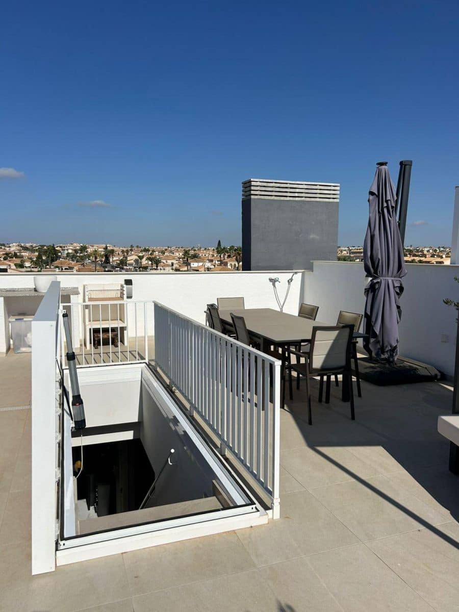 2 soverom Penthouse til salgs i Orihuela Costa - € 499 000 (Ref: 9515202)