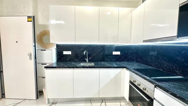2 soveværelse Lejlighed til salg i Playa del Cura, Torrevieja - € 250.000 (Ref: 9515205)