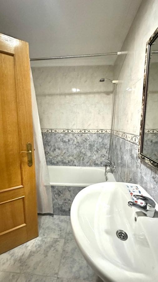 3 sypialnia Apartament na sprzedaż w Torrevieja - 195 000 € (Ref: 9515218)