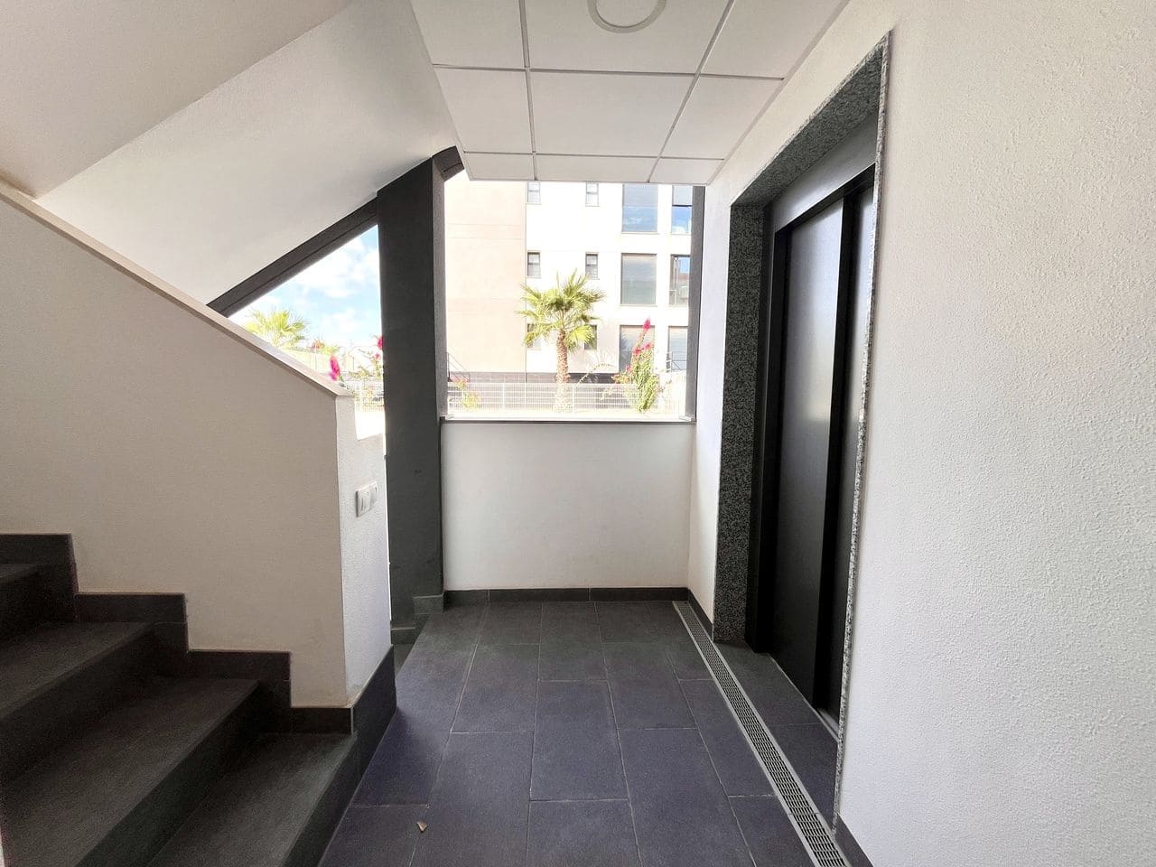 2 Zimmer Apartment zu verkaufen in Orihuela Costa mit Garage - 249.900 € (Ref: 9515219)