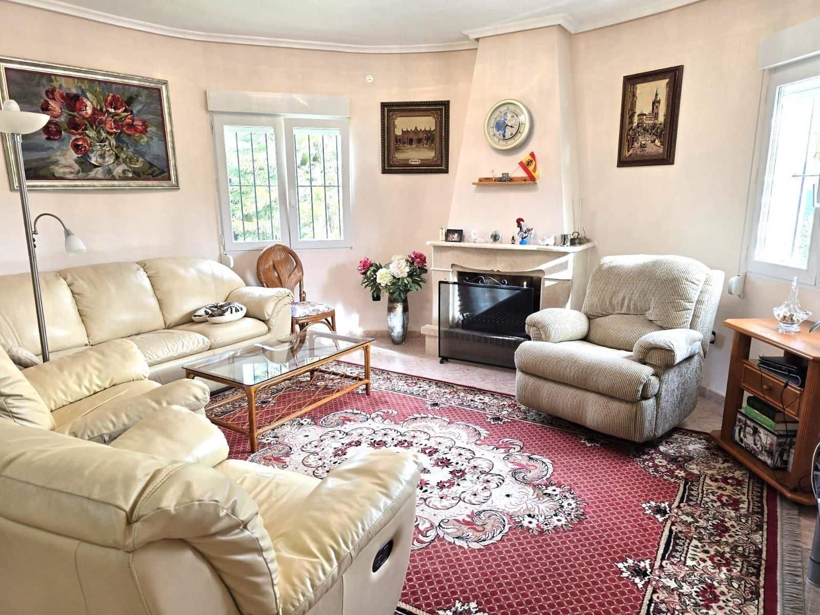 3 Zimmer Villa zu verkaufen in Playa Flamenca mit Pool - 550.000 € (Ref: 9515221)