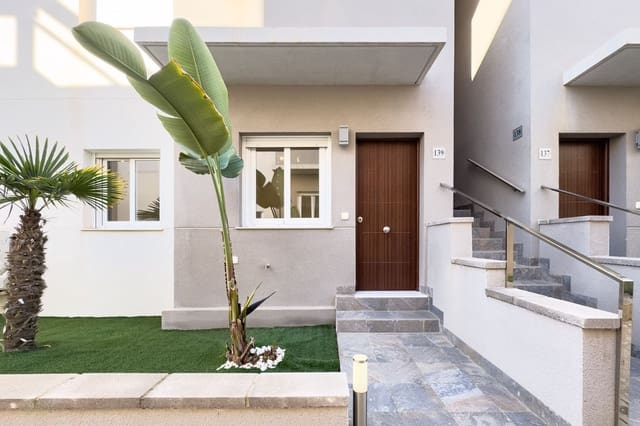 3 bedroom Bungalow for sale in Aguas Nuevas, Torrevieja - € 268,000 (Ref: 9515235)