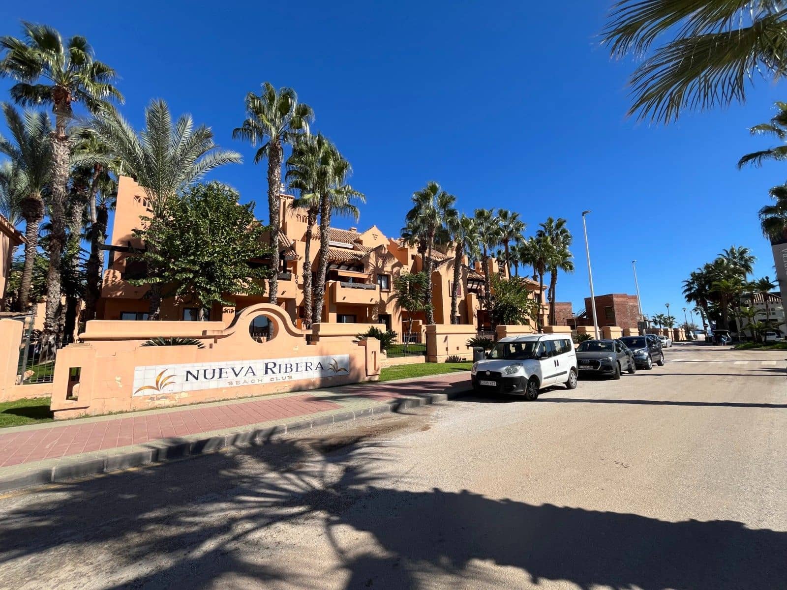 2 quarto Apartamento para venda em Los Alcazares com garagem - 290 000 € (Ref: 9515237)