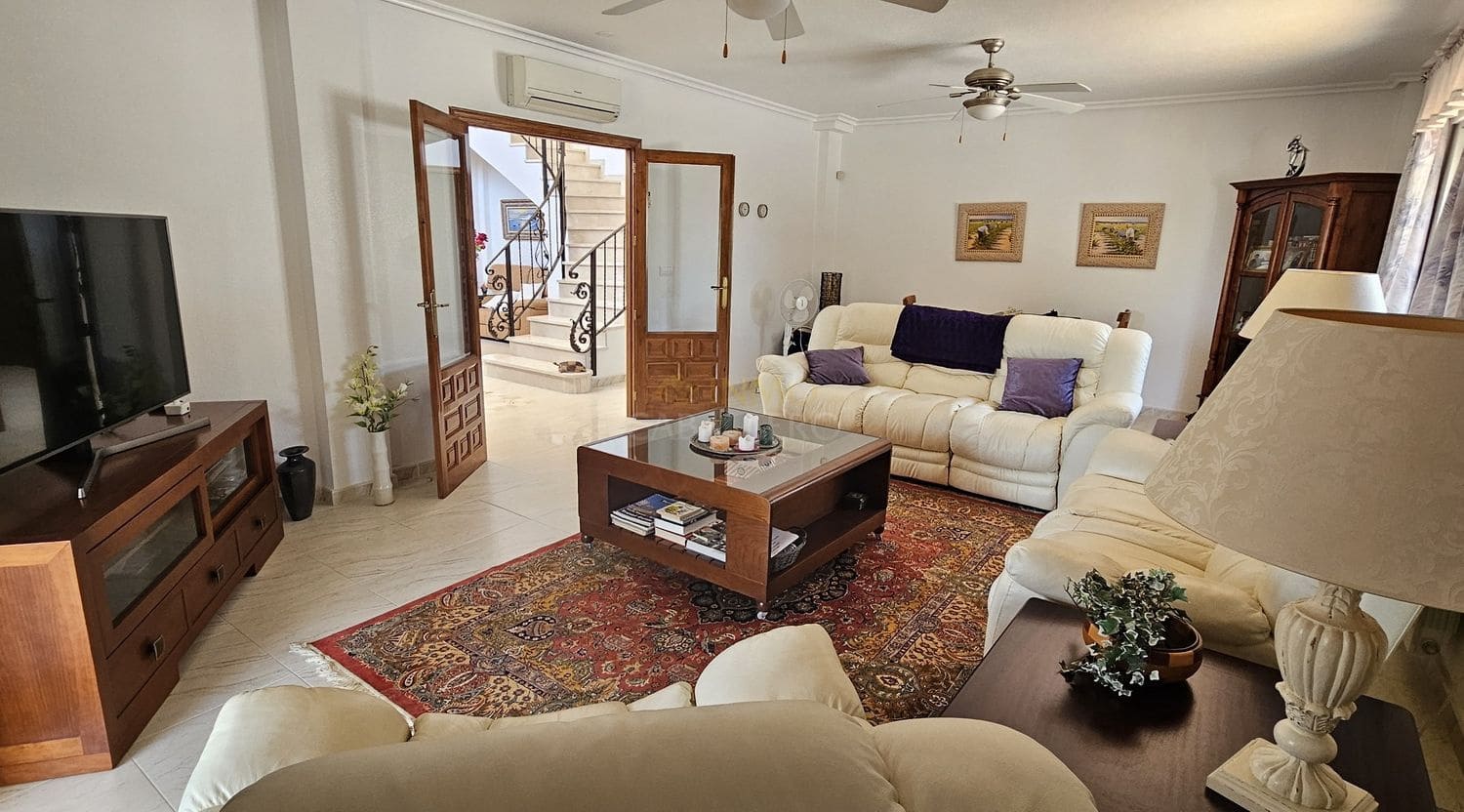 5 soverom Villa til salgs i Pilar de la Horadada med garasje - € 725 000 (Ref: 9515241)