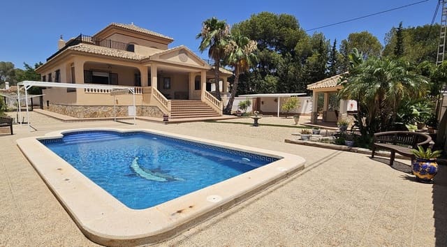 5 soverom Villa til salgs i Pilar de la Horadada med garasje - € 725 000 (Ref: 9515241)