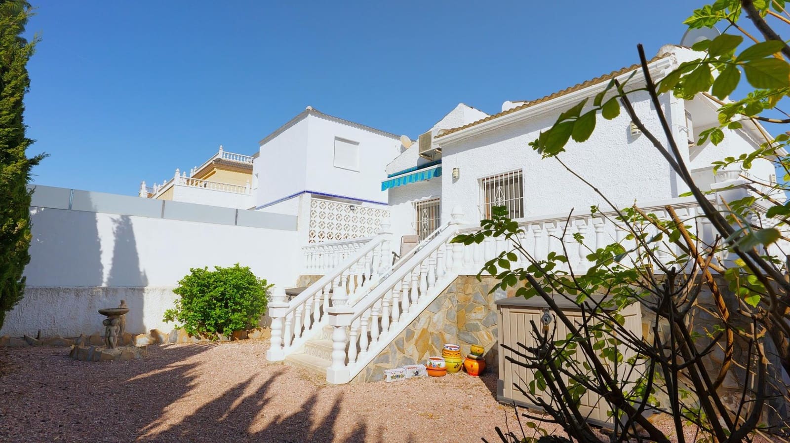2 bedroom Villa for sale in Torrevieja - € 229,000 (Ref: 9515258)