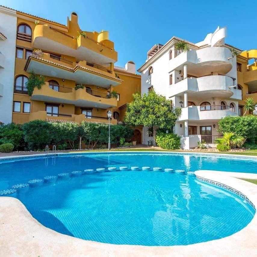 2 bedroom Apartment for sale in Punta Prima - € 379,000 (Ref: 9515289)
