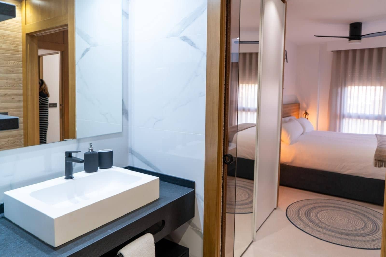 2 sypialnia Apartament na sprzedaż w La Veleta z basenem - 275 000 € (Ref: 9515308)