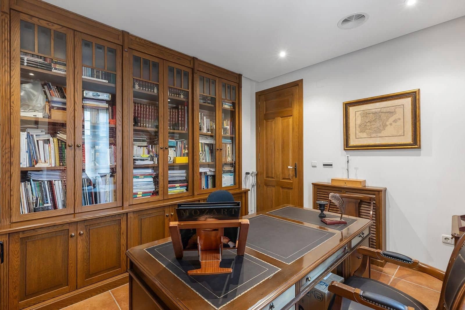 7 sypialnia Willa na sprzedaż w La Veleta z basenem - 2 490 000 € (Ref: 9515313)