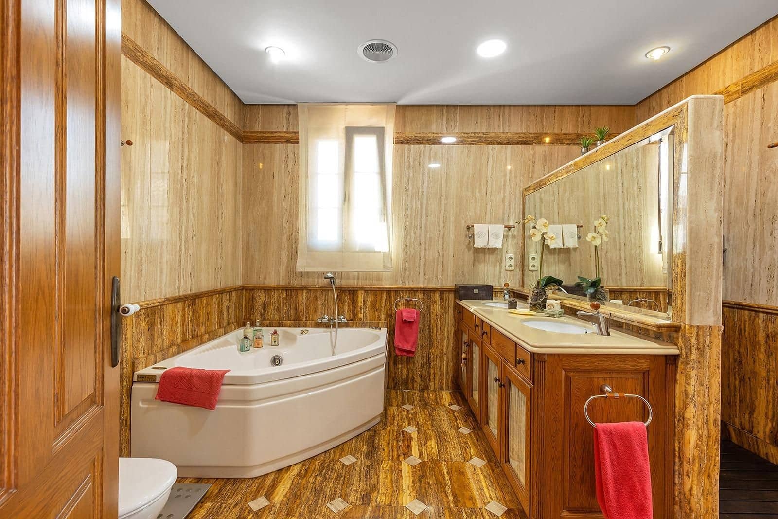 7 sypialnia Willa na sprzedaż w La Veleta z basenem - 2 490 000 € (Ref: 9515313)
