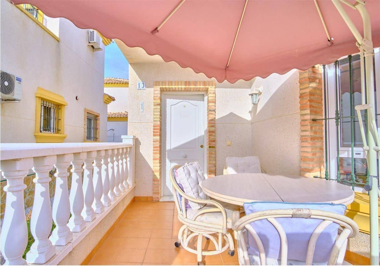 3 sovrum Villa till salu i Los Montesinos - 260 000 € (Ref: 9515317)