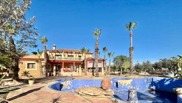 4 bedroom Villa for sale in Rojales with pool - € 780,000 (Ref: 9515324)