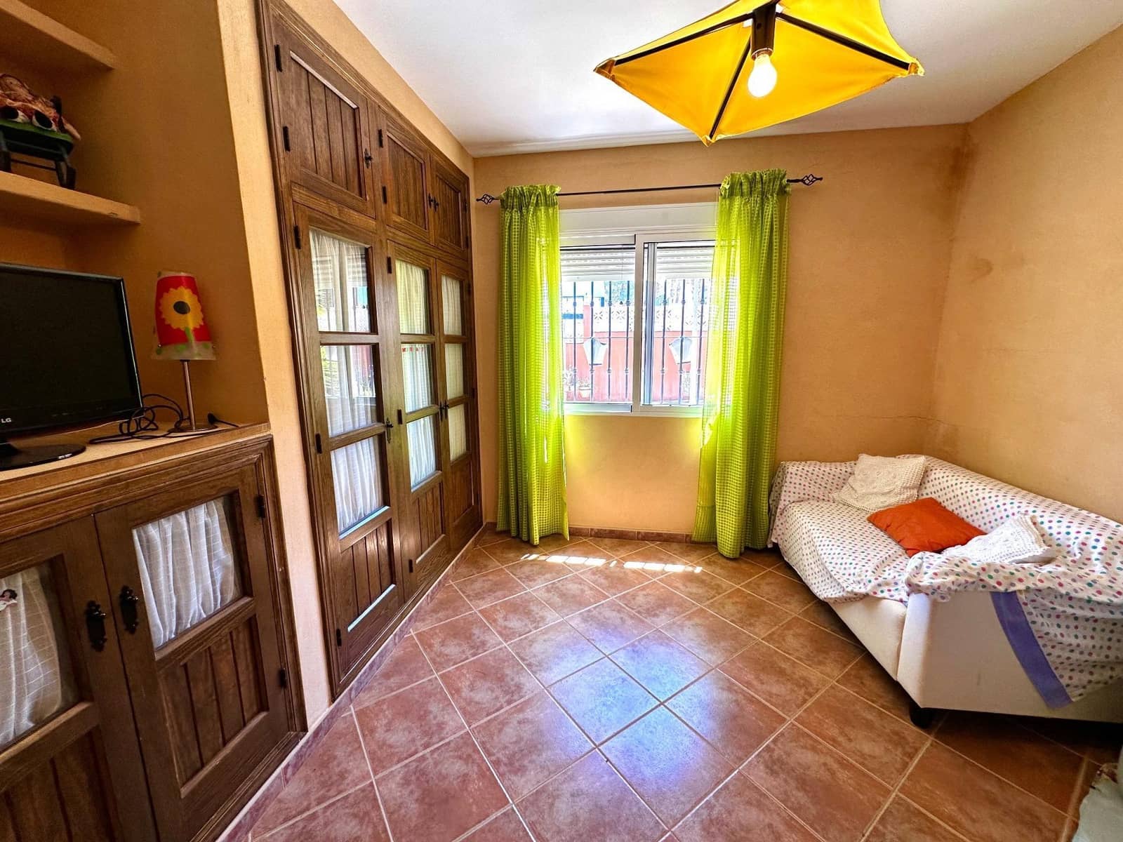 5 bedroom Villa for sale in San Miguel de Salinas with pool - € 495,000 (Ref: 9515330)