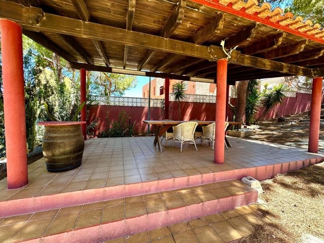 5 bedroom Villa for sale in San Miguel de Salinas with pool - € 495,000 (Ref: 9515330)