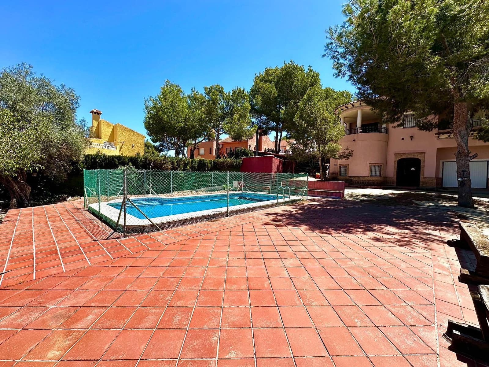 5 bedroom Villa for sale in San Miguel de Salinas with pool garage - € 495,000 (Ref: 9515330)