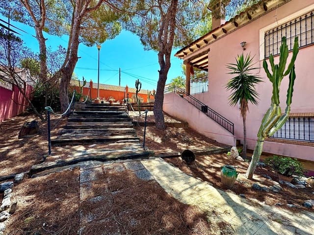 5 quarto Moradia para venda em San Miguel de Salinas com piscina garagem - 495 000 € (Ref: 9515330)