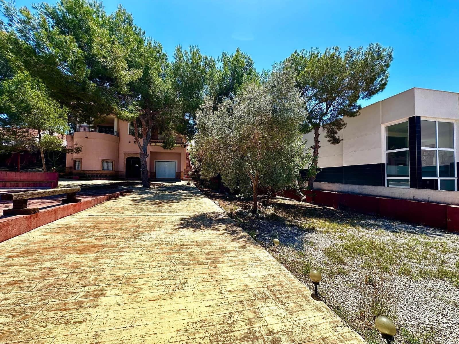 5 bedroom Villa for sale in San Miguel de Salinas with pool garage - € 495,000 (Ref: 9515330)