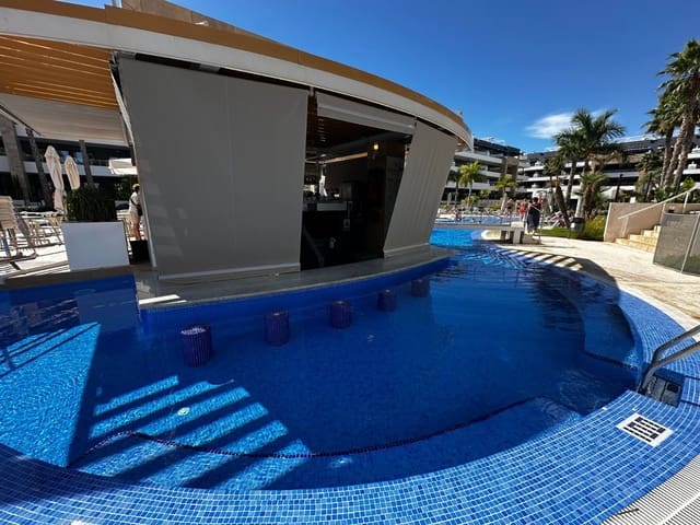 2 soverom Leilighet til salgs i La Zenia, Orihuela med svømmebasseng garasje - € 420 000 (Ref: 9515331)