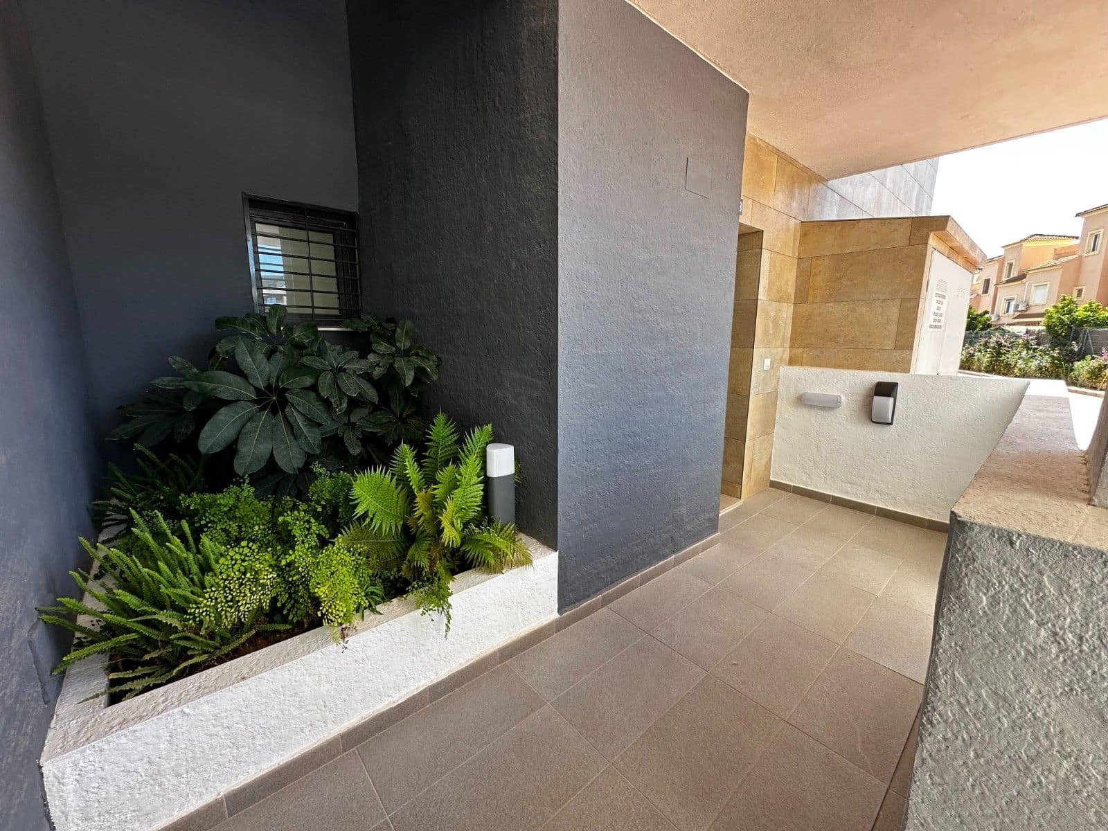 2 soverom Leilighet til salgs i La Zenia med svømmebasseng garasje - € 420 000 (Ref: 9515331)