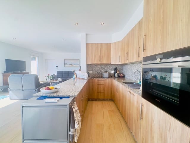 4 chambre Villa/Maison à vendre à El Chaparral - La Siesta - La Torreta, Torrevieja avec piscine garage - 780 000 € (Ref: 9515333)