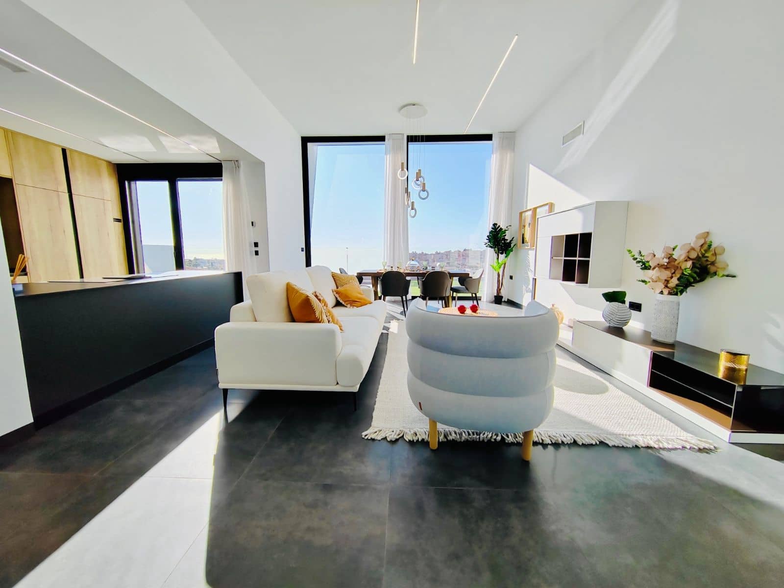 Chalet de 3 habitaciones en Orihuela en venta con piscina - 650.000 € (Ref: 9515335)