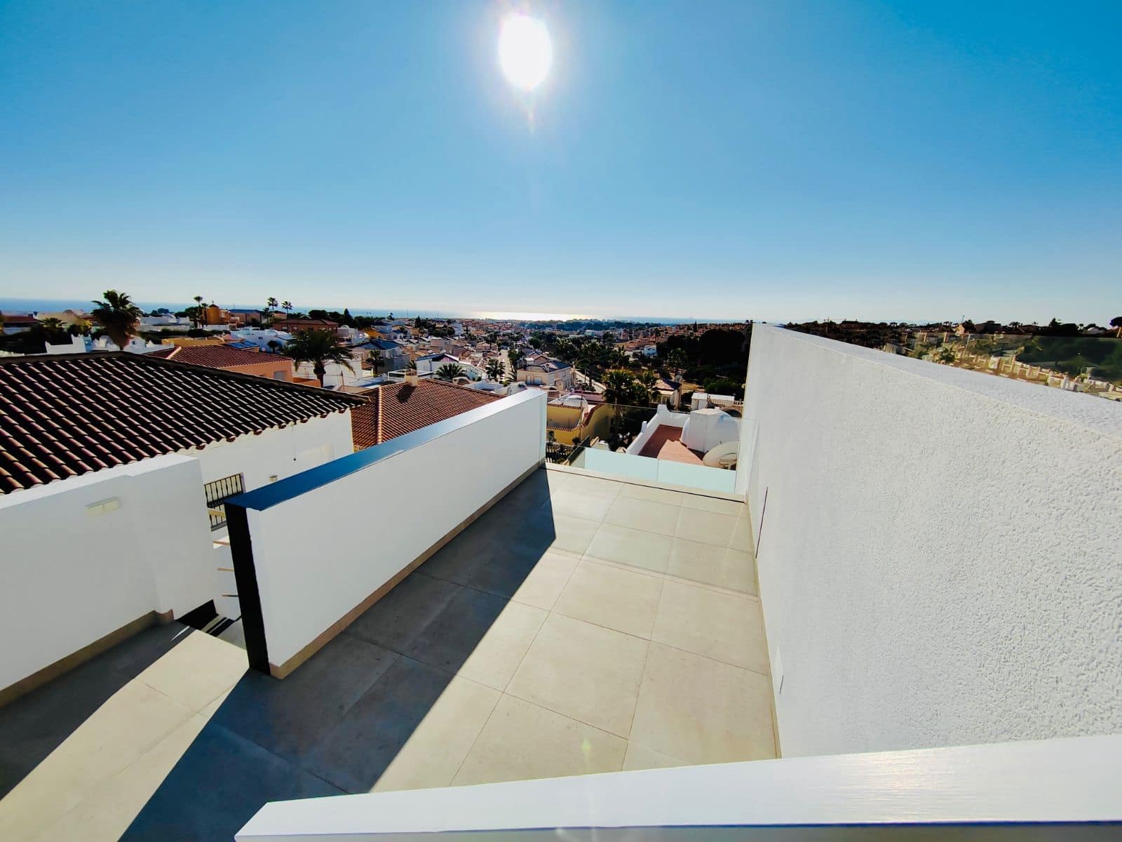 Chalet de 3 habitaciones en Orihuela en venta con piscina - 650.000 € (Ref: 9515335)