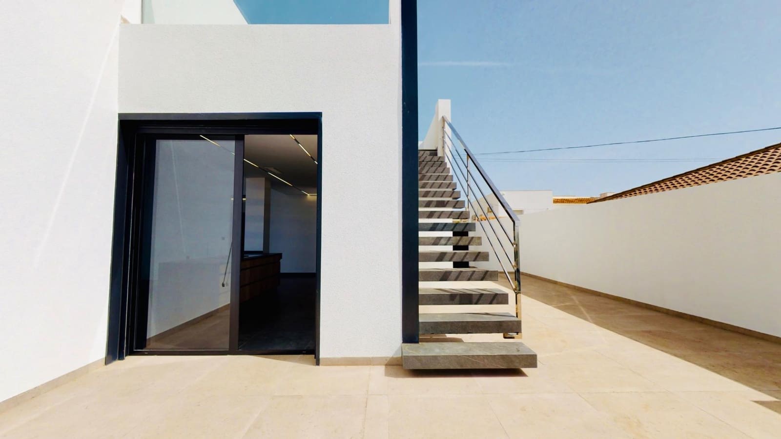 Chalet de 3 habitaciones en Orihuela en venta con piscina - 650.000 € (Ref: 9515335)