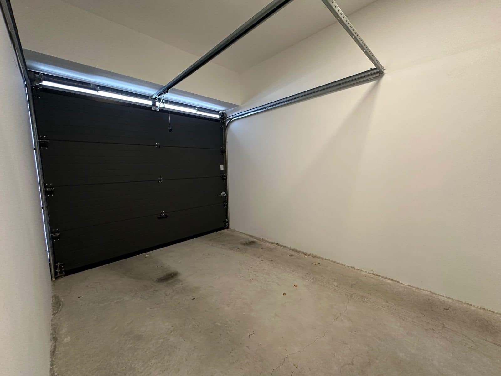 4 slaapkamer Villa te koop in Almoradi met zwembad garage - € 730.000 (Ref: 9515342)