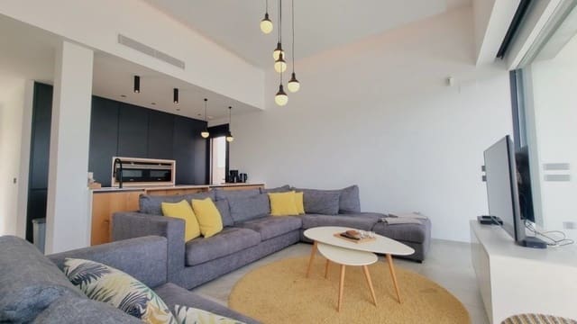 4 bedroom Villa for sale in Almoradí with pool garage - € 660,000 (Ref: 9515343)