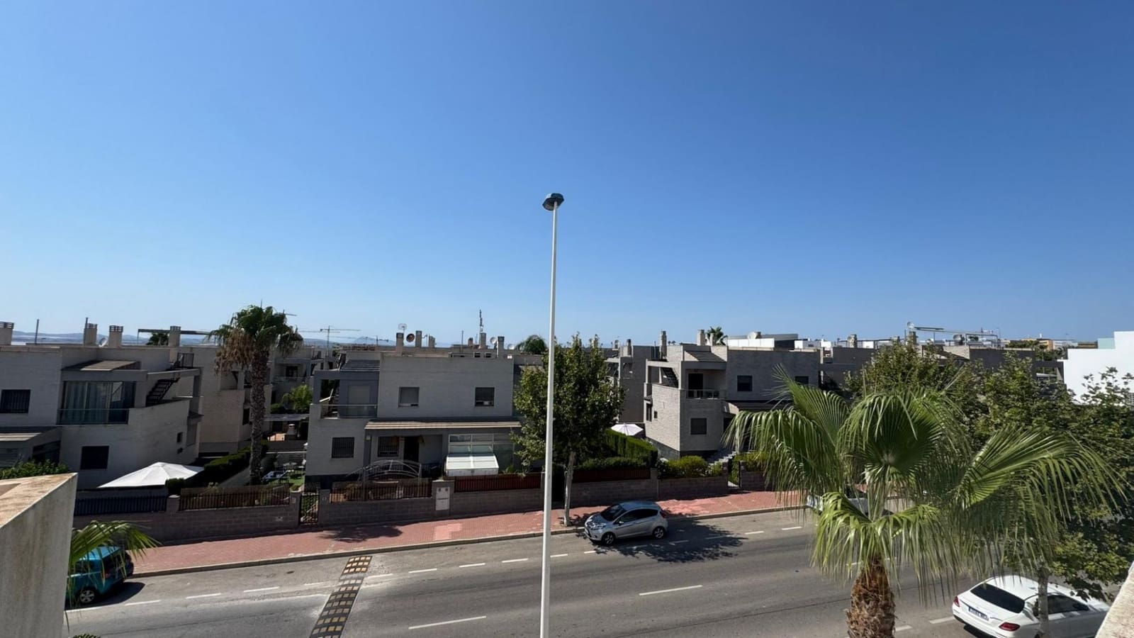 2 bedroom Bungalow for sale in Torrevieja - € 240,000 (Ref: 9515346)