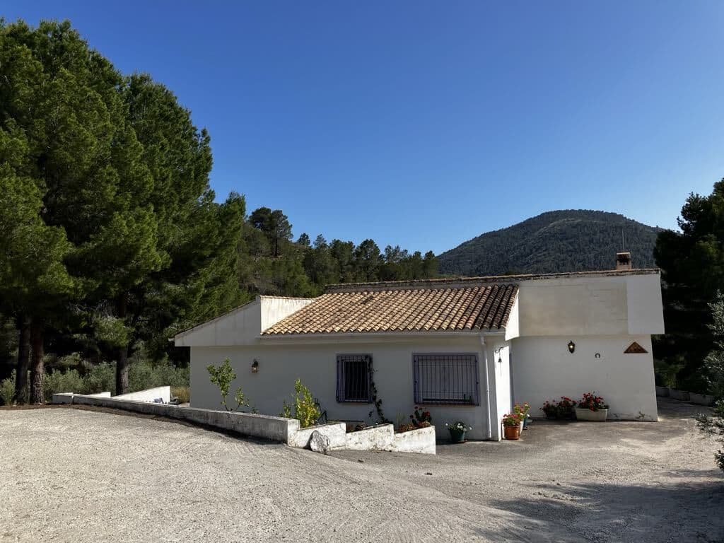 3 bedroom Villa for sale in La Villajoyosa / Vila Joiosa - € 279,000 (Ref: 9515347)