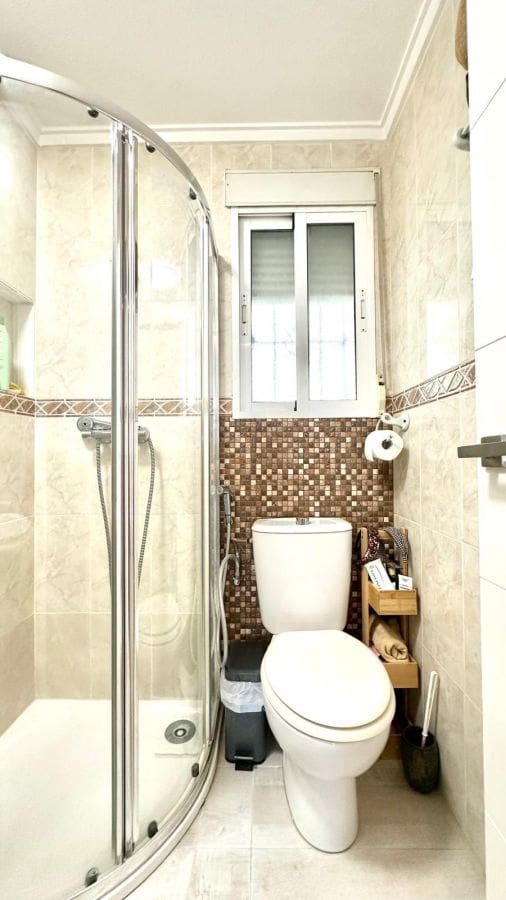 4 makuuhuone Huvila myytävänä paikassa Orihuela Costa mukana uima-altaan - 399 900 € (Ref: 9515349)