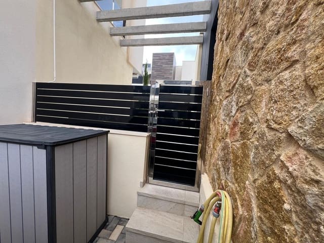 3 camera da letto Villa in vendita in Lomas de Cabo Roig - Los Dolses, Orihuela con piscina - 499.000 € (Rif: 9515350)