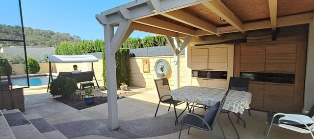 3 makuuhuone Huvila myytävänä paikassa La Romana mukana uima-altaan - 299 000 € (Ref: 9515353)