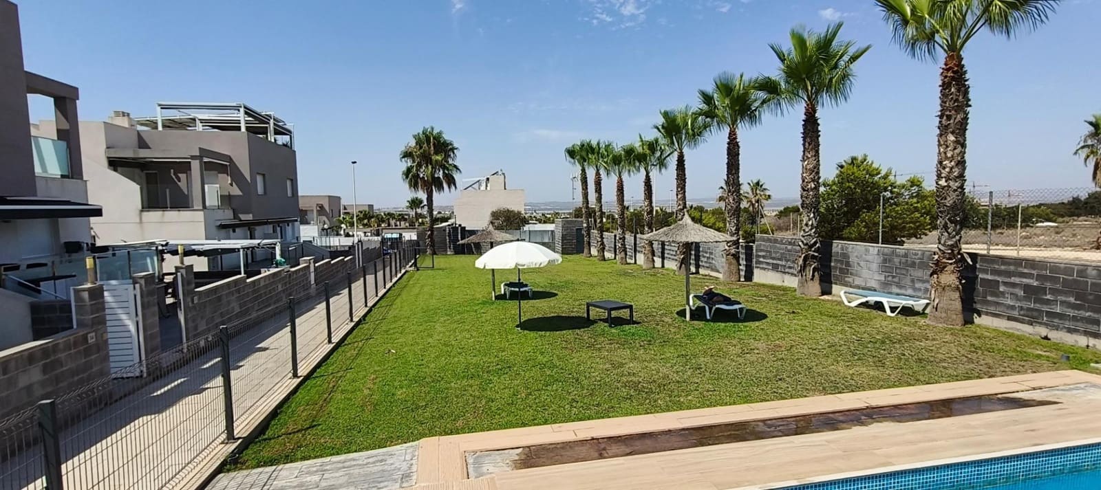 3 slaapkamer Villa te koop in Aguas Nuevas met garage - € 399.900 (Ref: 9515355)