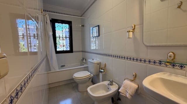 4 camera da letto Villa in vendita in La Zenia, Orihuela con garage - 585.000 € (Rif: 9515376)