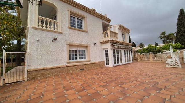 7 sovrum Villa till salu i Cabo Roig, Orihuela med garage - 1 490 000 € (Ref: 9515378)