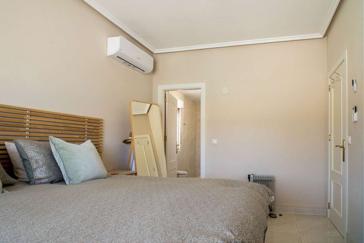 3 bedroom Villa for sale in Pinoso - € 349,995 (Ref: 9515393)