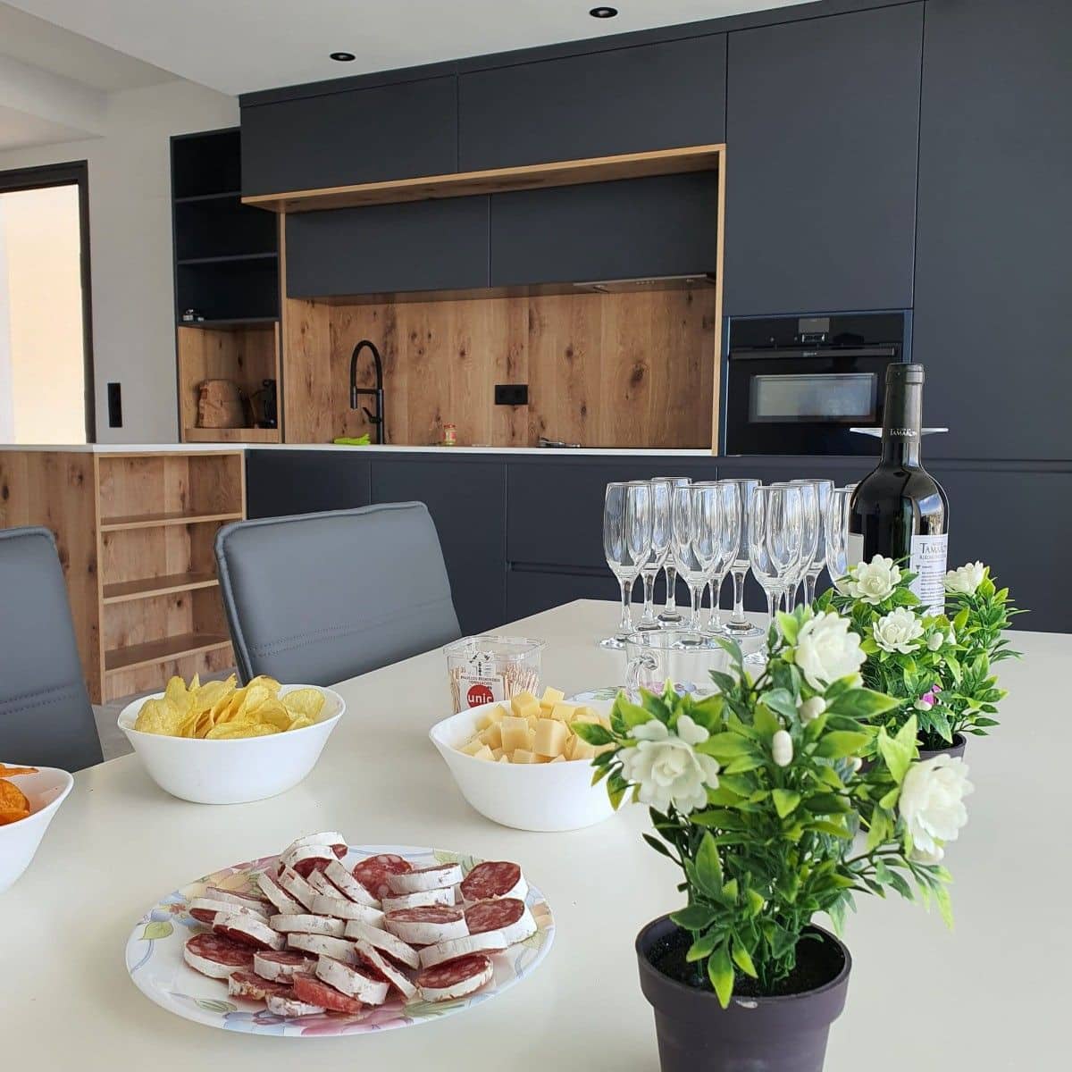 3 soveværelse Lejlighed til salg i Dona Pepa med swimmingpool - € 399.000 (Ref: 9515400)