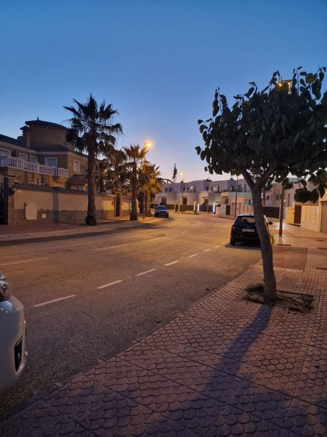 3 soveværelse Lejlighed til salg i Dona Pepa med swimmingpool - € 399.000 (Ref: 9515400)