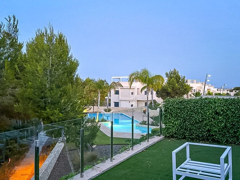 2 bedroom Apartment for sale in Pilar de la Horadada - € 317,500 (Ref: 9515409)