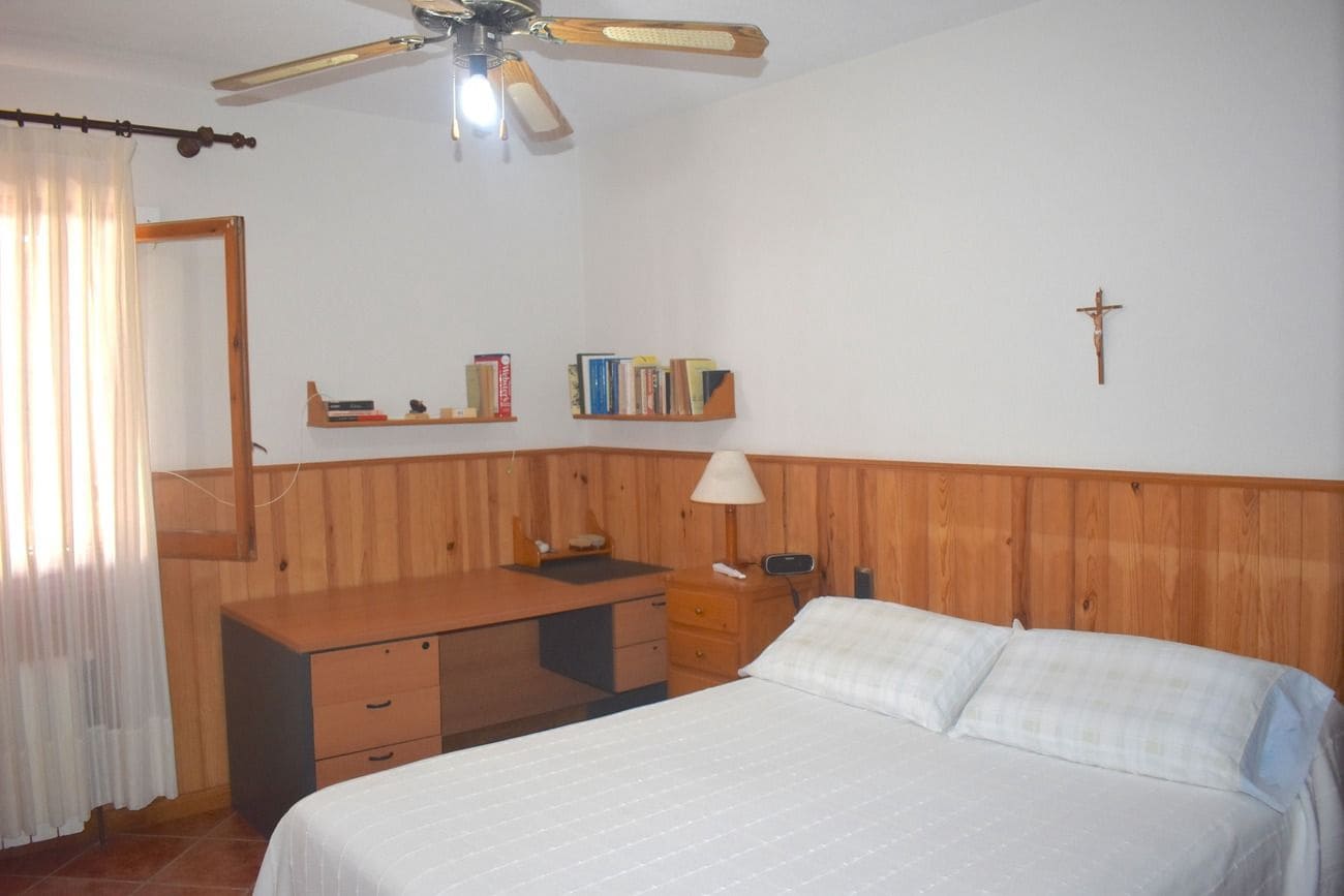 6 bedroom Villa for sale in Guardamar del Segura - € 1,100,000 (Ref: 9515417)