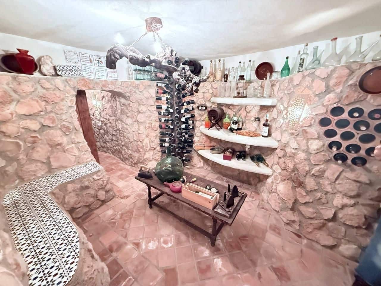 5 bedroom Villa for sale in Orihuela Costa with pool - € 879,000 (Ref: 9515429)